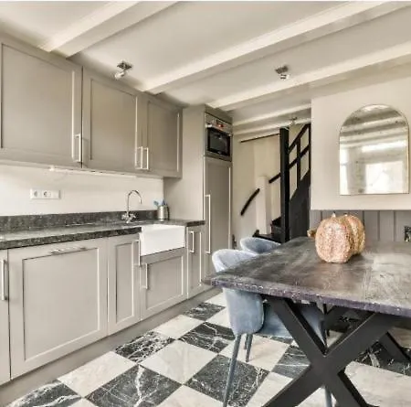 Spiegelgracht With Canal View بيت ضيافة أمستردام