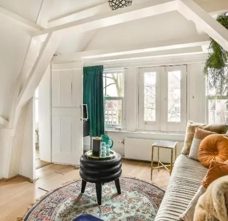 Spiegelgracht With Canal View Bed and breakfast 5*